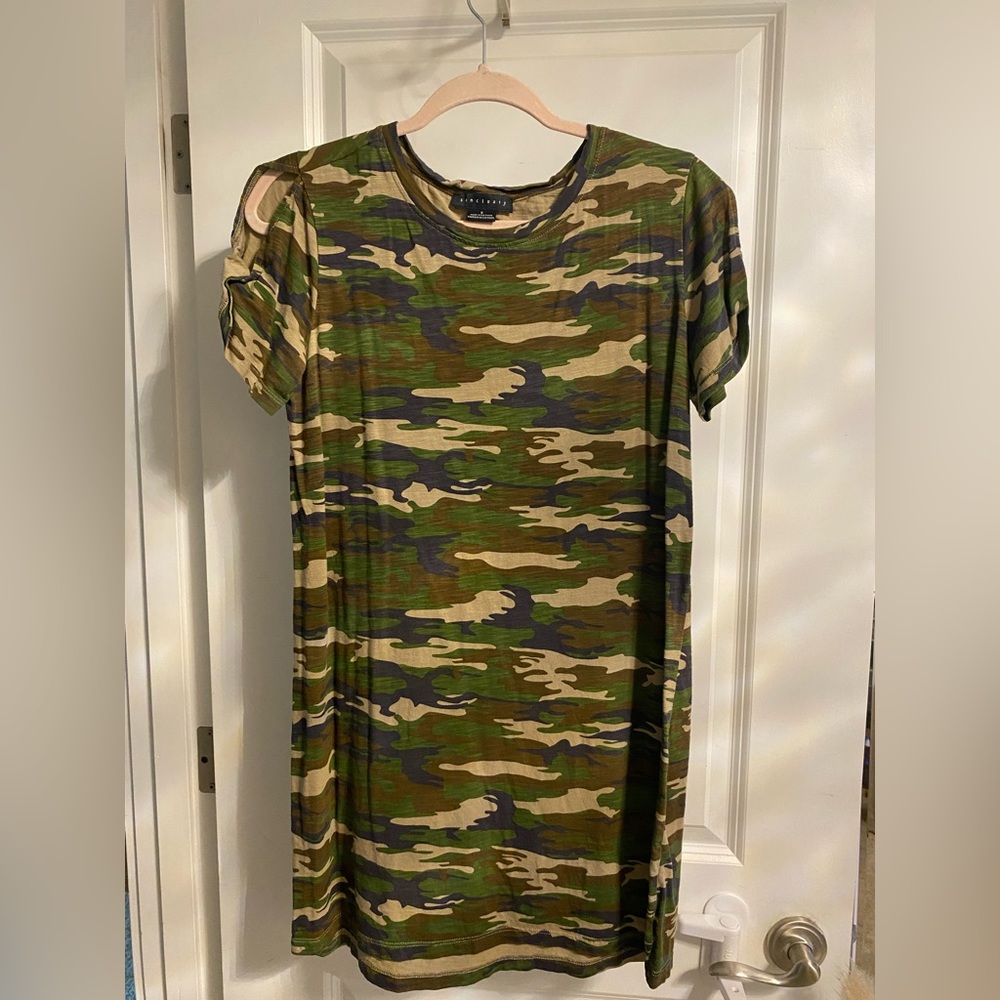 Cute Sanctuary camo mini shift dress